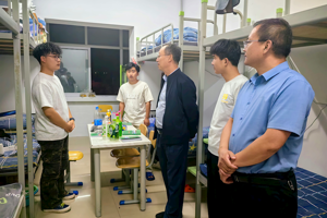 beat365在线官网入口开展2025级新生入学教育纪实